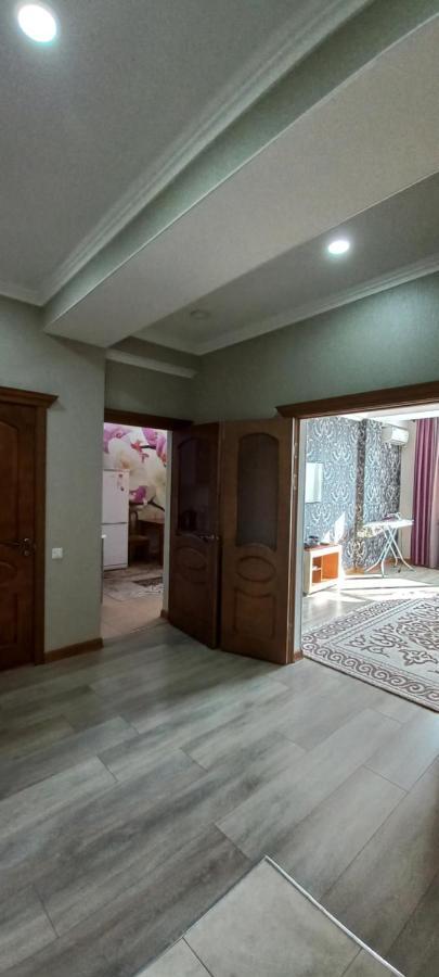 879 Apartment In Bishkek Exterior foto